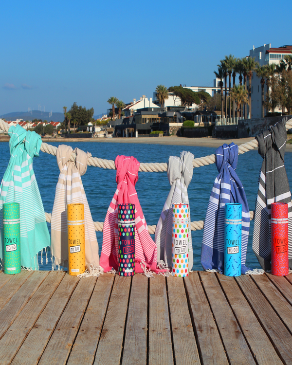 Serviette de hammam Malibu avec coffret cadeau recyclé, noire