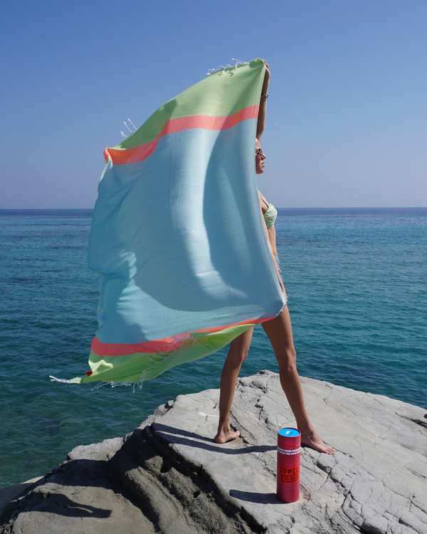 Serviette de plage fluo avec coffret cadeau recyclé, coton recyclé, vert, bleu