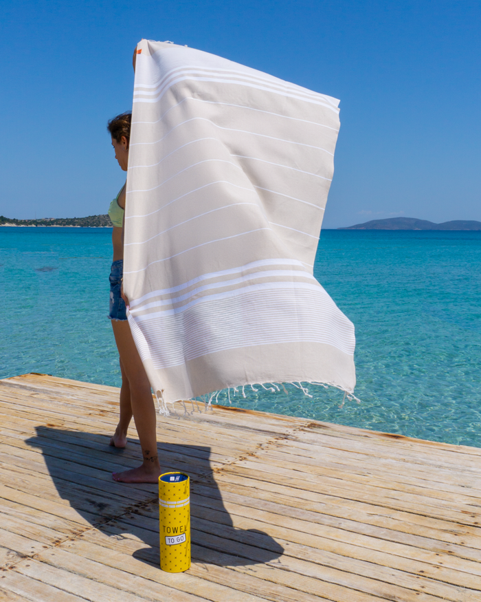 Schnelltrocknendes Baumwollhandtuch – leichtes Strand- & Reisehandtuch – Beige – Malibu