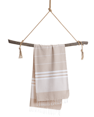 Towel to Go Malibu in Beige quick-dry beach towel.